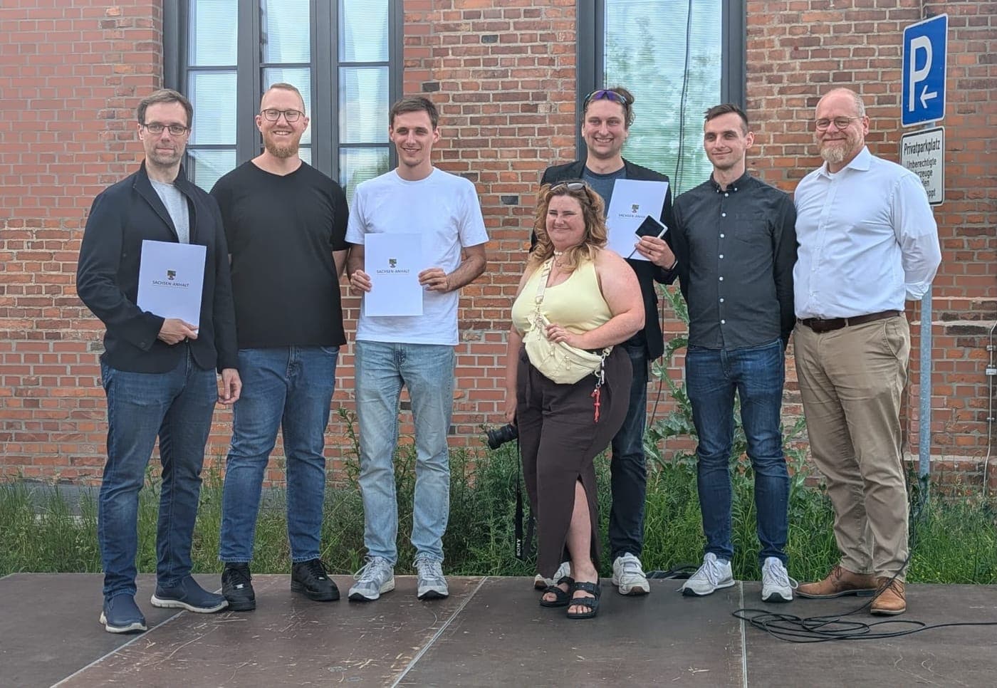 Das Riventic-Team mit den Urkunden bei der Preisverleihung des CIO-Innovationswettbewerbs 2026 in Magdeburg